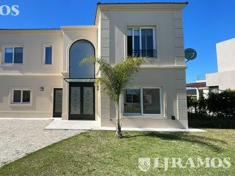 Casa en venta en el Barrio Vistas, Puertos / Escobar