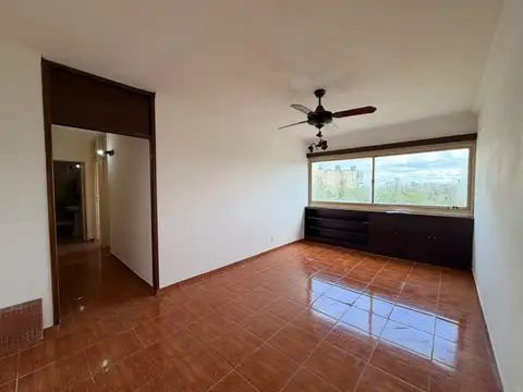 TRES AMBIENTES EN ALQUILER EN EL EDIFICIO 120 DE LUGANO 1 Y 2