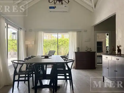 Casa en Venta de 3 dormitorios
