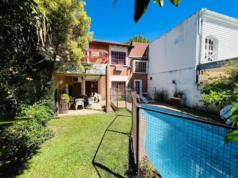 Casa 4 ambientes en venta en Martinez