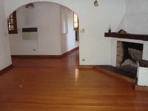 Depto Tipo Casa en Venta de 5 ambientes