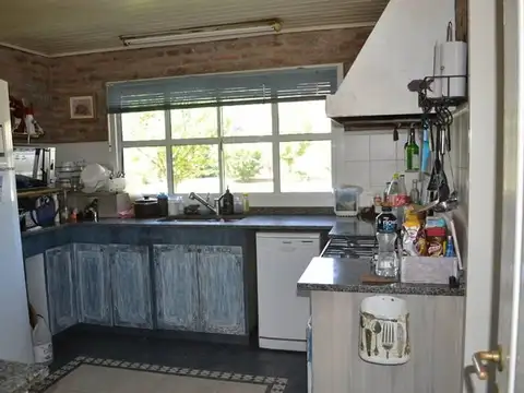 Casa 5 ambientes con 3 baños