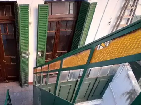 Av. Belgrano 3300 , Piso 1