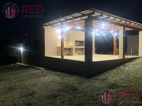 Casa 6 ambientes con 1 baño