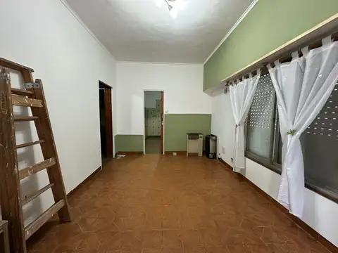 Casa en Alquiler con 1 cochera
