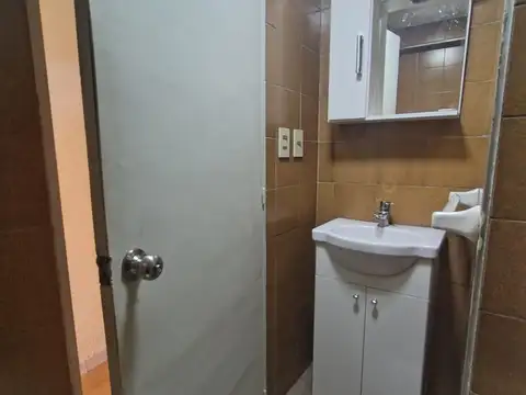 Venta oficina piso alto oportunidad Centro