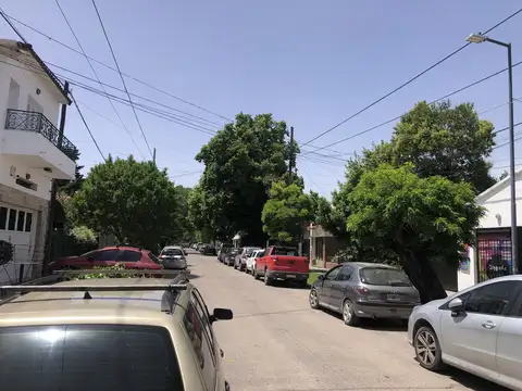 Local en Alquiler en City Bell, $ 950.000