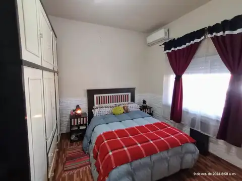 VENTA CASA MUY LINDA SOBRE LOTE PROPIO C/ PARQUE Y PARRILLA