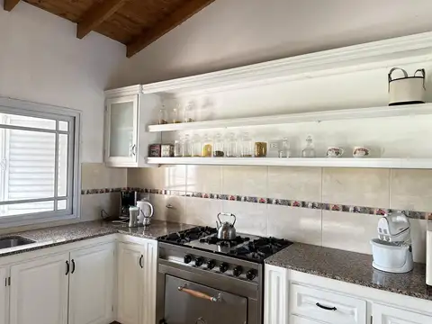Descubre tu nuevo hogar en Empalme Lobos Venta Casa  con 2 habitaciones