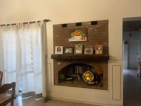 Casa en Venta en Neuquen, USD 300.000