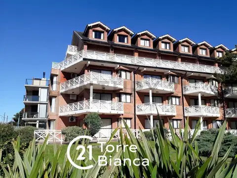 Av Costanera entre 4 y 5 -  Complejo Playa Palace The Residence 300, Piso 0