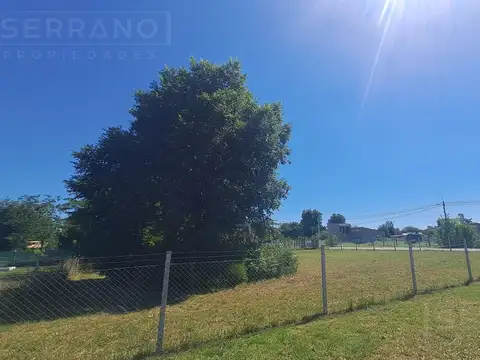 LDO. Venta Lote 1113m2 alambrado en esquina. Barrio Los Pinos