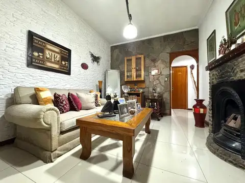 Depto Tipo Casa en Venta de 2 dormitorios