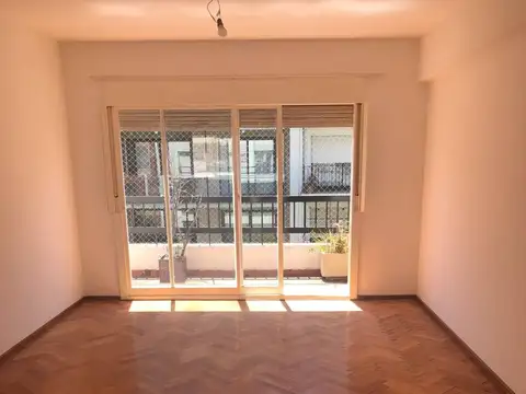 Departamento en Alquiler con 1 cocheras