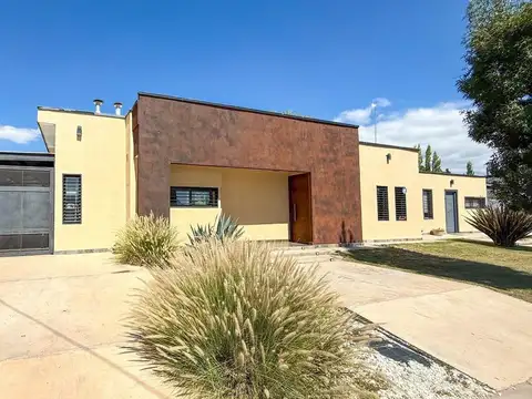 Venta casa una planta callejon cerrado Vistalba