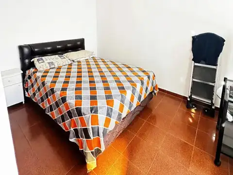 Depto Tipo Casa 2 ambientes con 1 baño