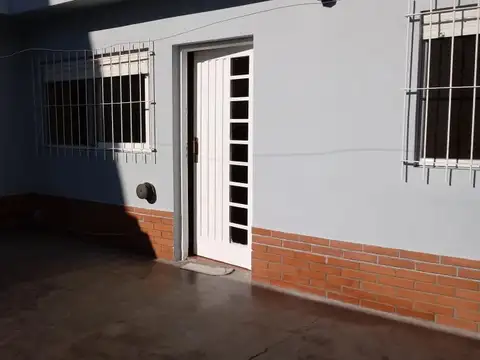 PH 2 AMBIENTES RENOVADO CON PATIO EN VILLA BALLESTER