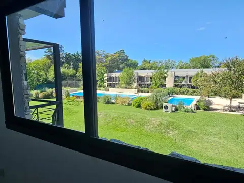 Departamento en Alquiler con 1 cocheras