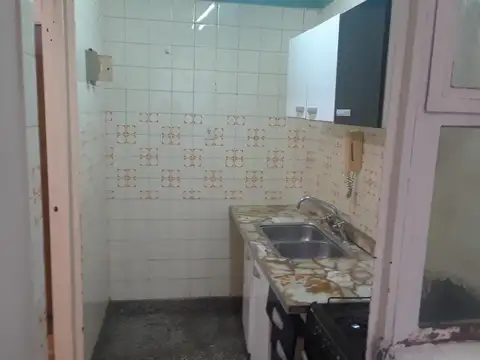 DOS AMBIENTES CON PATIO