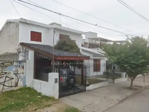 Julián Aguirre 1600