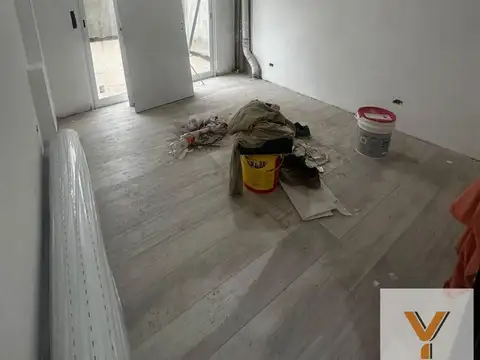Oficina en Alquiler al Este