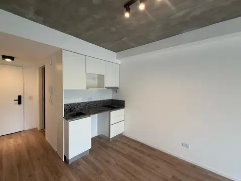 Departamento en Alquiler en Colegiales, $ 800.000