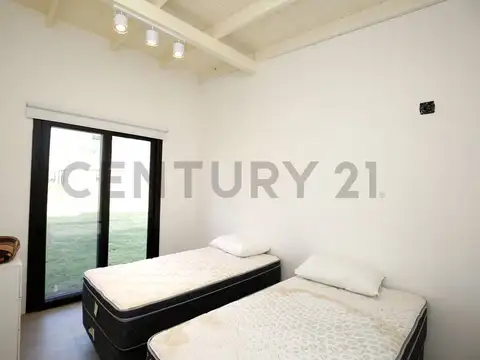 Casa 7 ambientes con 3 baños