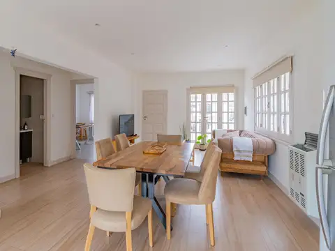 Casa en venta de 3 ambientes reciclada en Barrio Los Pinares