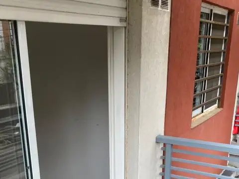 Granadero baigorris 2400, Piso 1