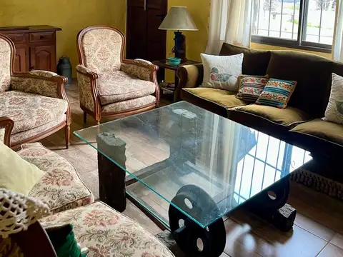 Casa en Venta en Barrio Parque Las Lomadas, USD 185.000