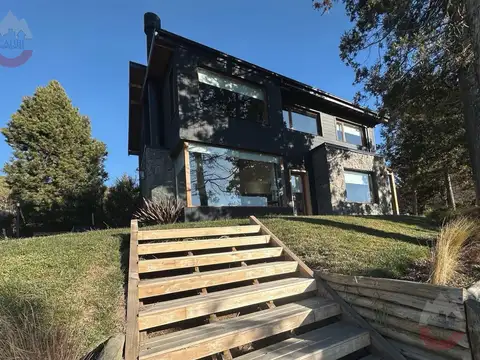 Casa 6 ambientes con 3 baños