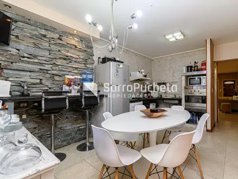 Depto Tipo Casa en Venta con 1 cocheras
