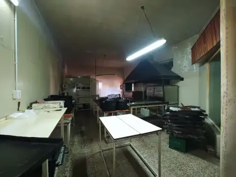 Local en Venta 71 años