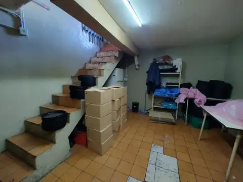 Local en Venta 71 años