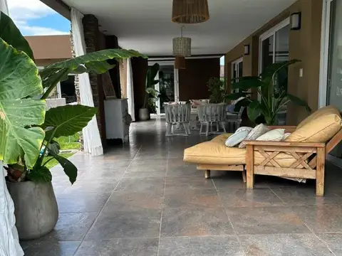 Casa en Venta en Zona Centro, USD 340.000