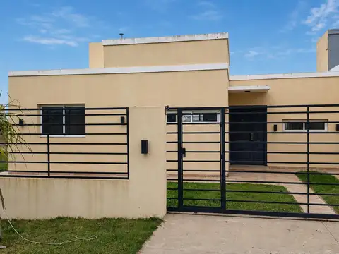 Casa en  tierra de sueños 3 - sector A