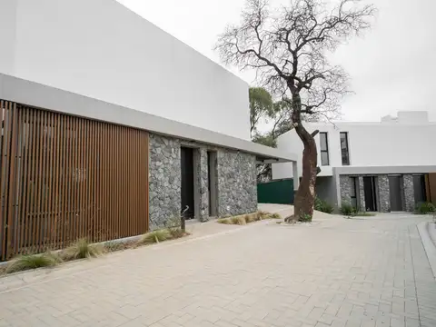 Villa Warcalde Venta Casa a ESTRENAR 3 dorm Barrio Privado