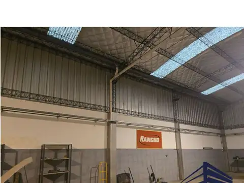 DEPOSITO EN VENTA de 600m2 - LOMA HERMOSA