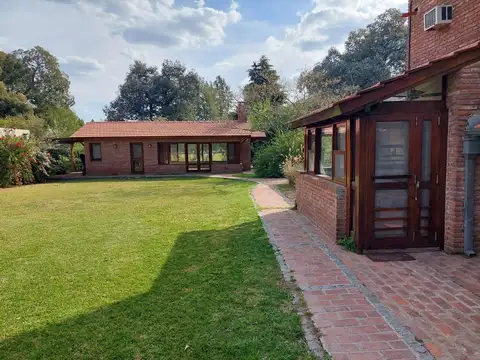 Casa en Venta en Las Praderas De Lujan, USD 170.000