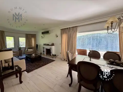 Casa en Venta 5 amb con cochera cerrada.