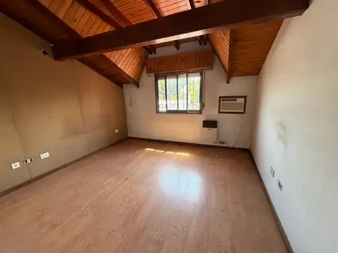 Casa 2 ambientes con 2 baños
