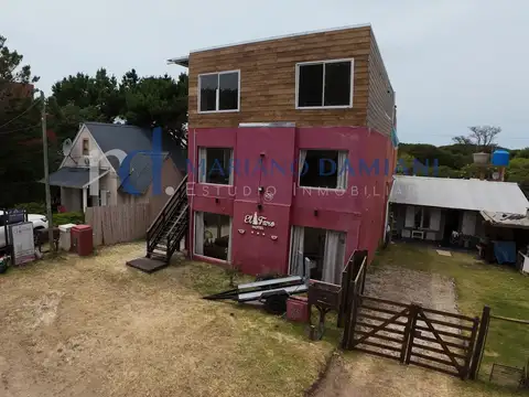 Hotel de 8 Dormitorios en Venta en Mar de Ostende, Pinamar