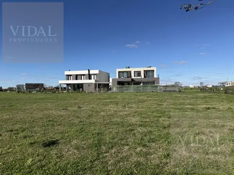 Av. de los Lagos 100, B1625 Belén de Escobar, Provincia de Buenos Aires