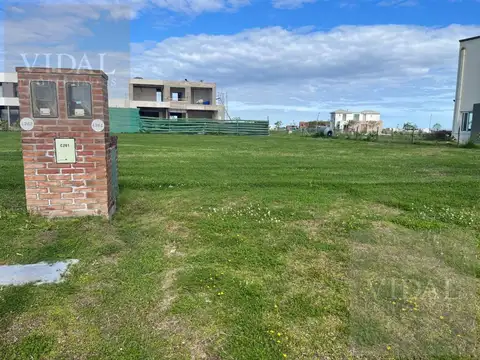 Terreno lote al agua Amarras Puertos del Lago Escobar