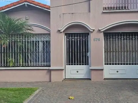 EXCELENTE CASA