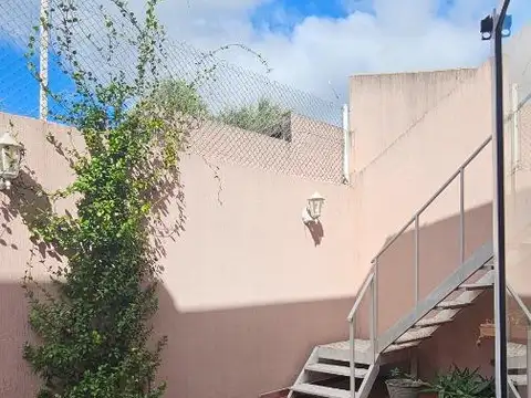 Casa en Venta en Lomas de Zamora, USD 230.000