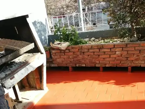 Depto Tipo Casa 3 ambientes con 1 baño