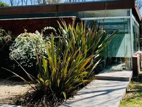 Avenida Patricias Argentinas 4500