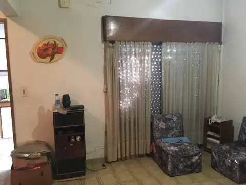 Casa con Galpón en Lomas de Zamora Oeste