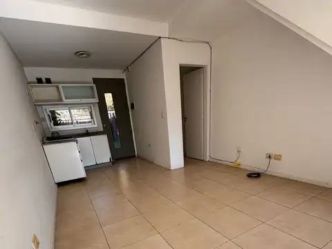 Departamento 3 ambientes con 1 baño